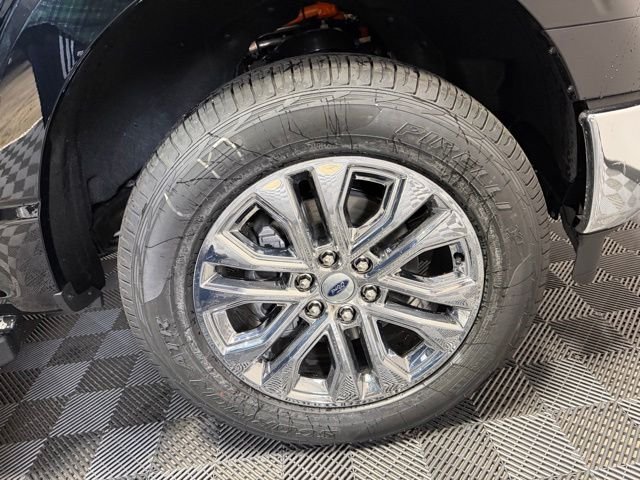 New 2026 Agate Black Metallic Ford XLT image 42
