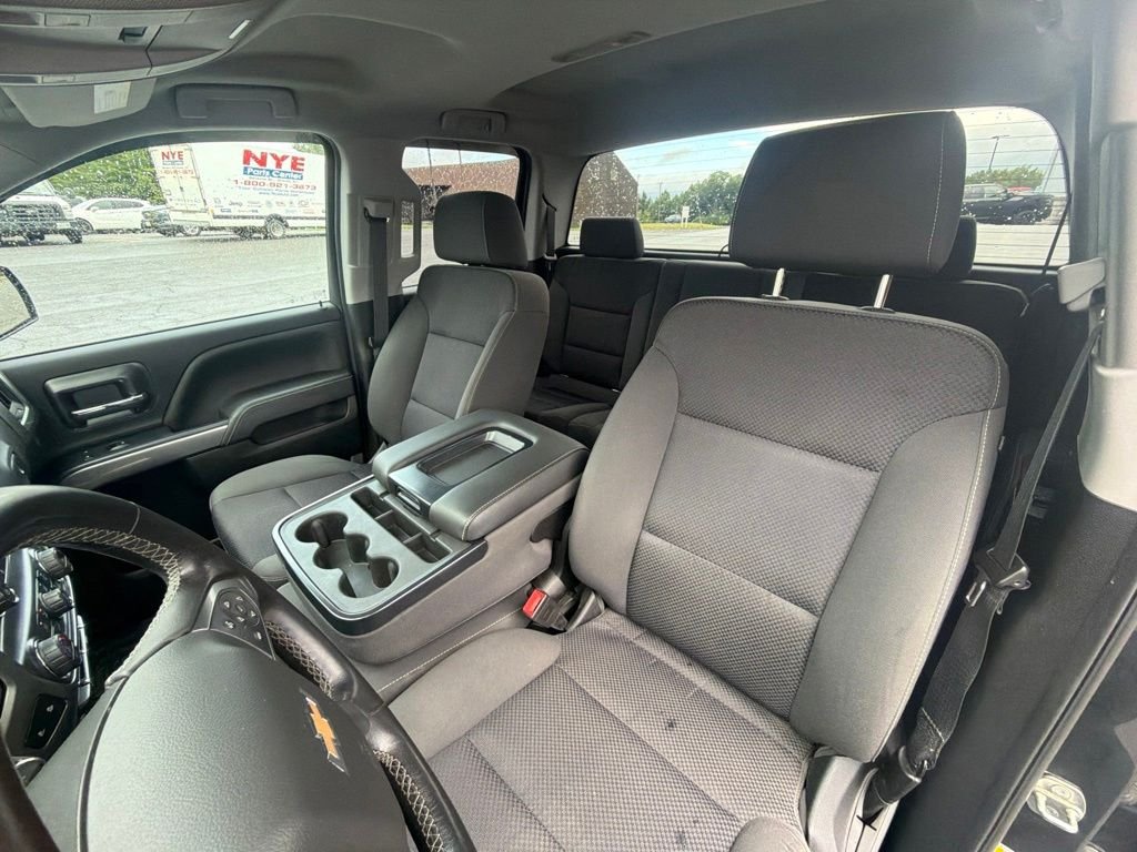 Used 2018 Gray Chevrolet LT image 16
