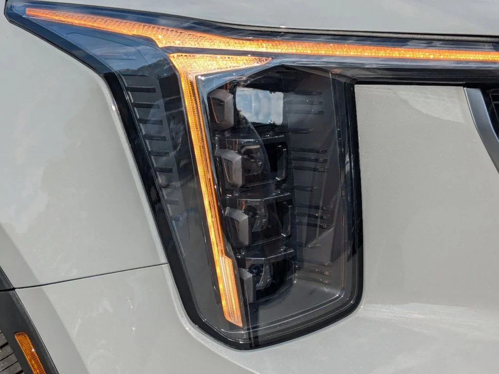 2025 Kia Sorento S - Photo 9