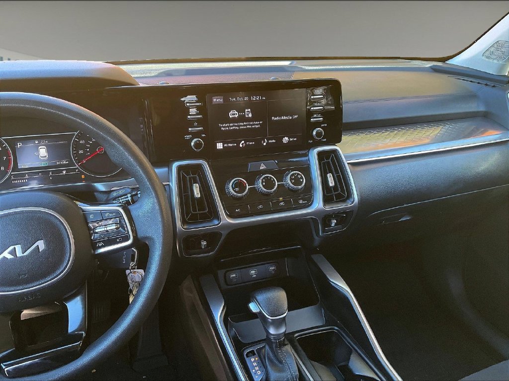 Used 2023 Silver Kia LX image 18