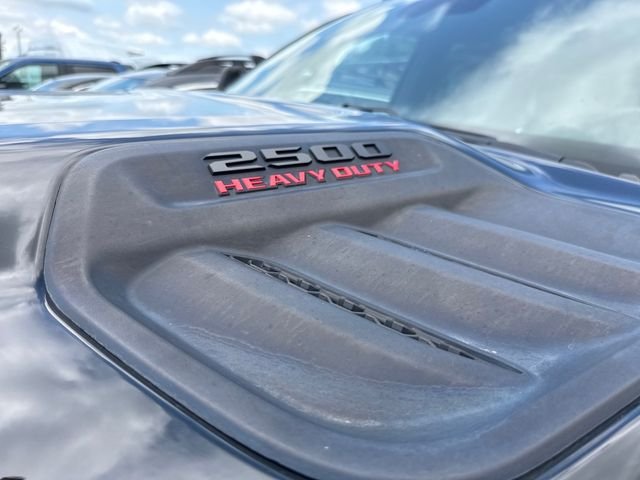 Used 2024 Diamond Black Ram Limited image 9