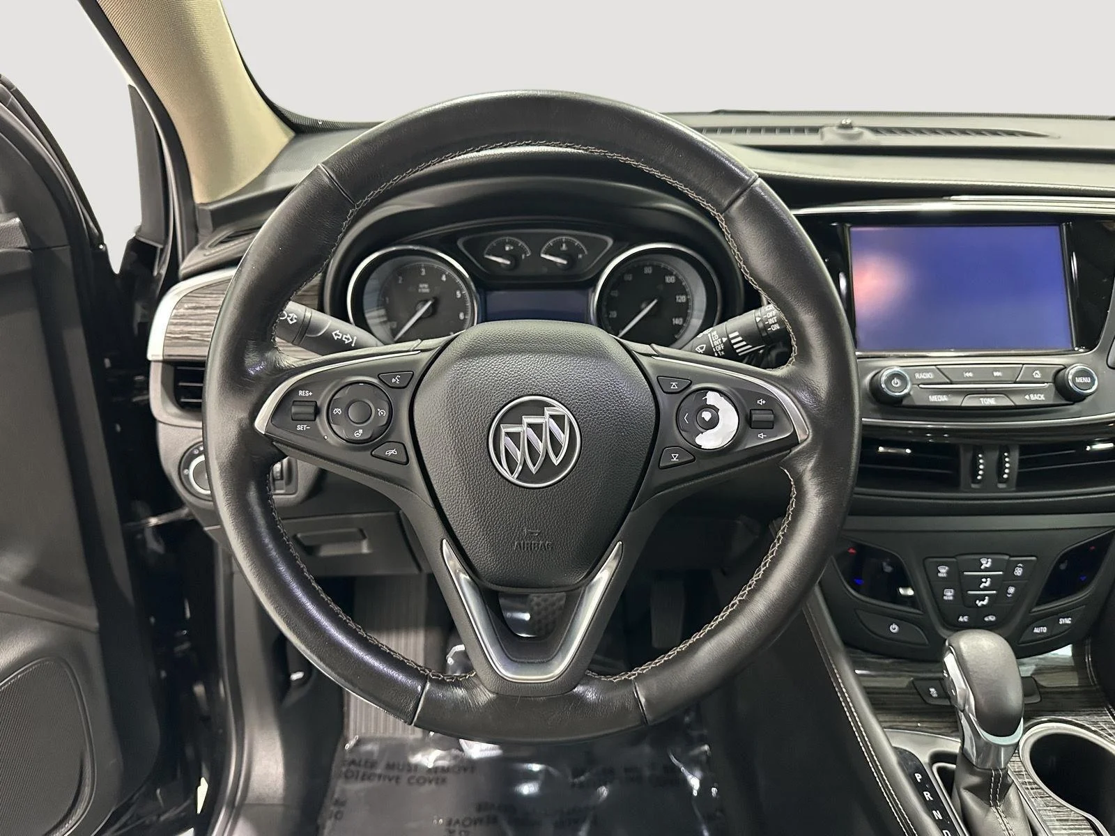 Used 2017 EBONY TWILIGHT METALLIC Buick Essence image 9