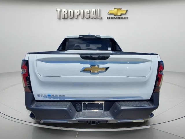 New 2026 Summit White Chevrolet LT - Extended Range image 4