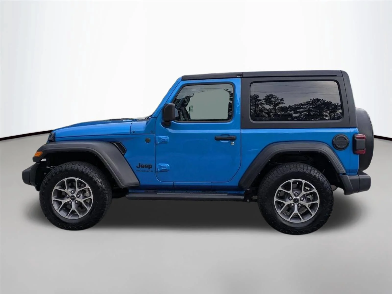 Used 2024 Hydro Blue Pearlcoat Jeep Sport S image 8