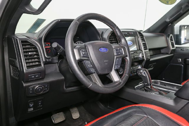 Used 2019 Silver Ford Lariat image 22