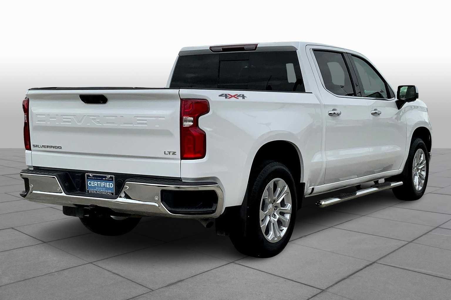 Used 2024 Summit White Chevrolet LTZ image 12