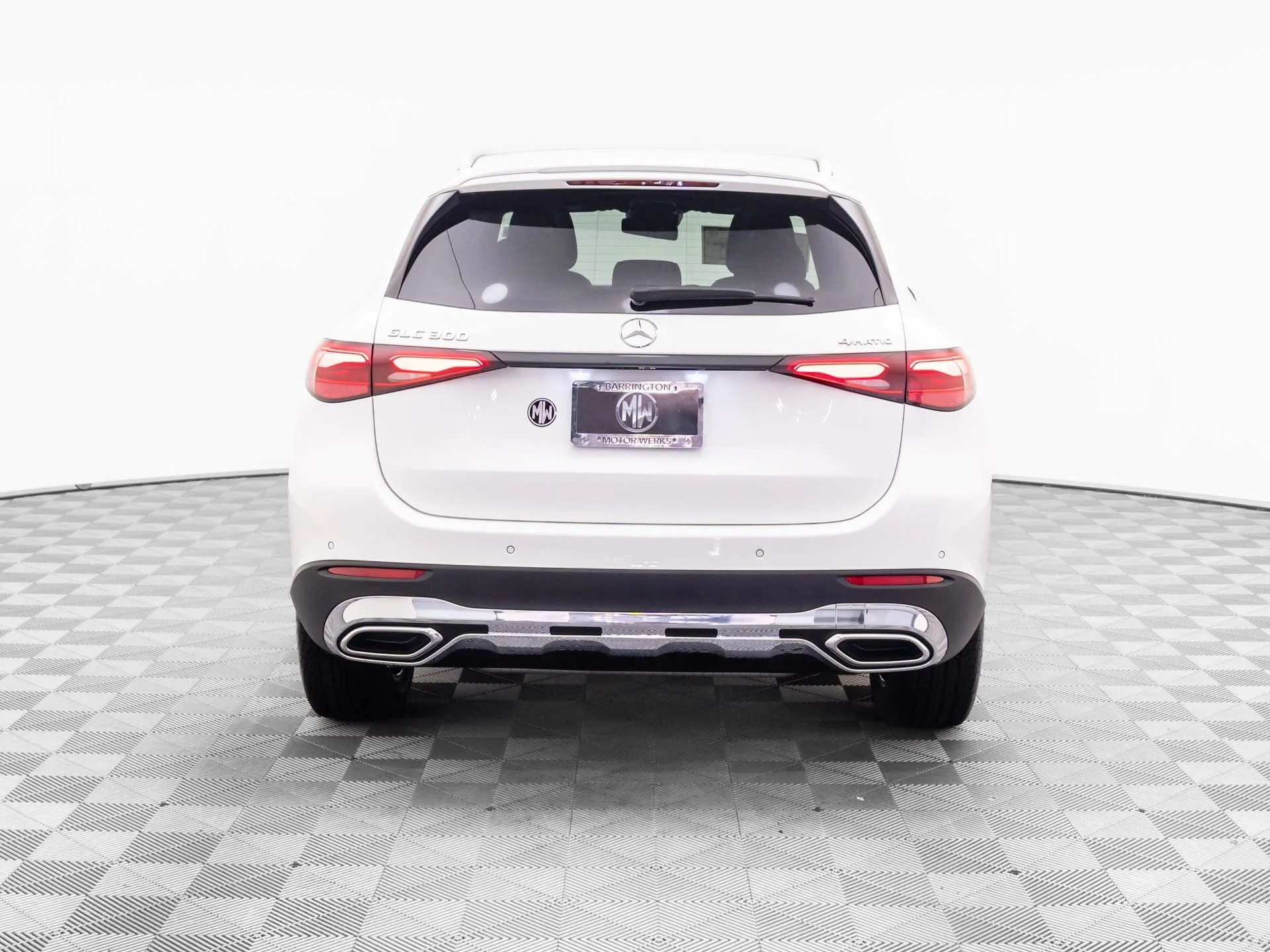 New 2026 White Mercedes-Benz GLC 300 image 4