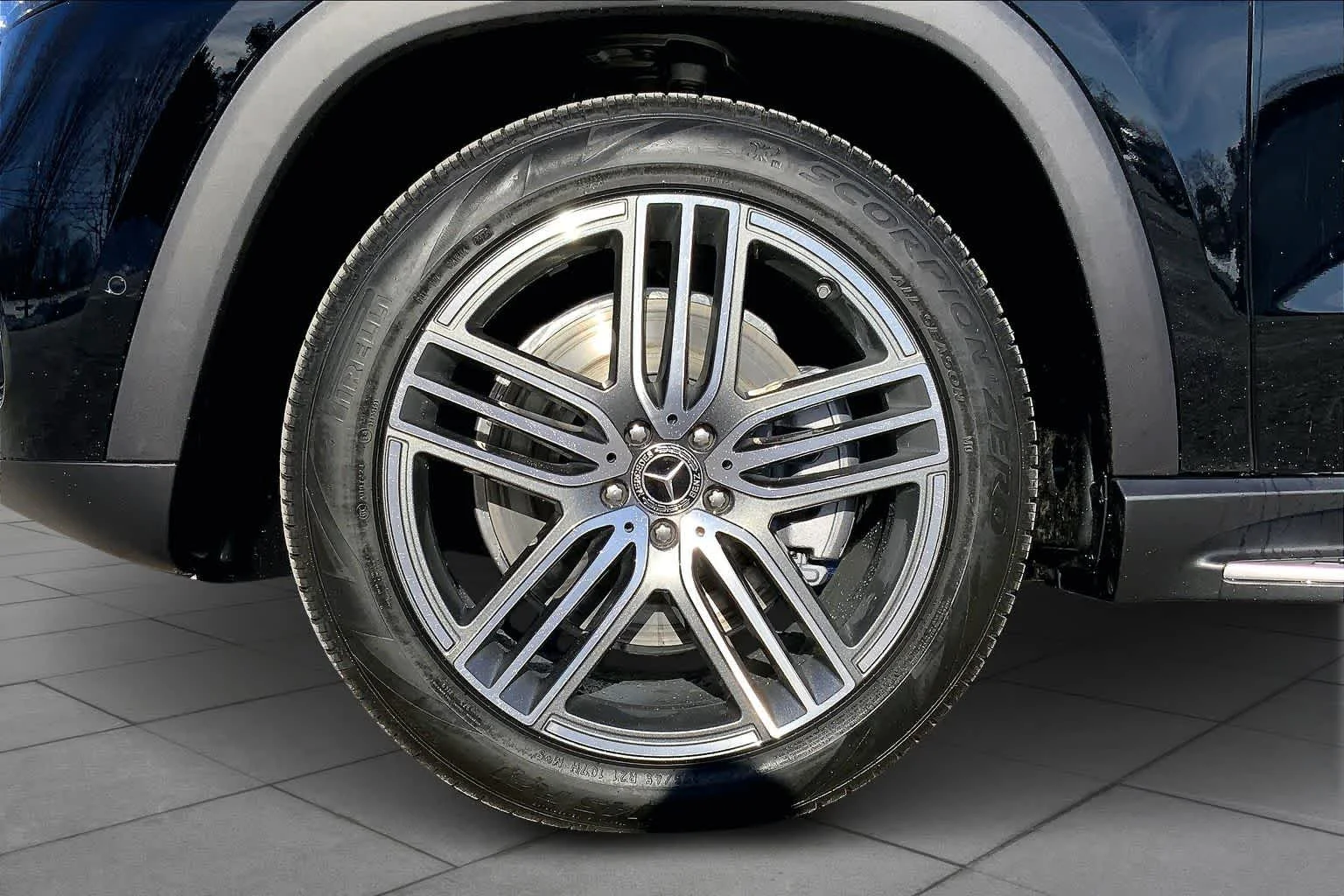 Certified Used 2026 Black Mercedes-Benz GLS 450 image 15