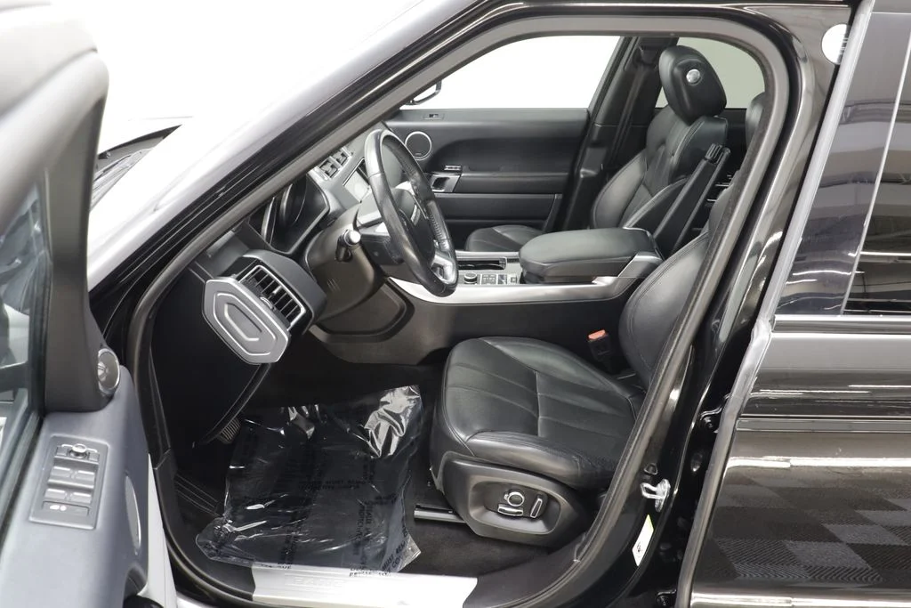 Used 2016 Santorini Black Land Rover 3.0L V6 Supercharged HSE image 7