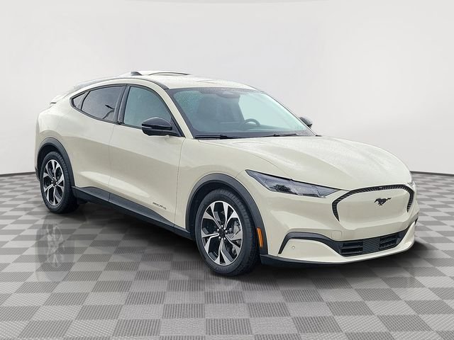 Certified Used 2025 Desert Sand Ford Select image 7