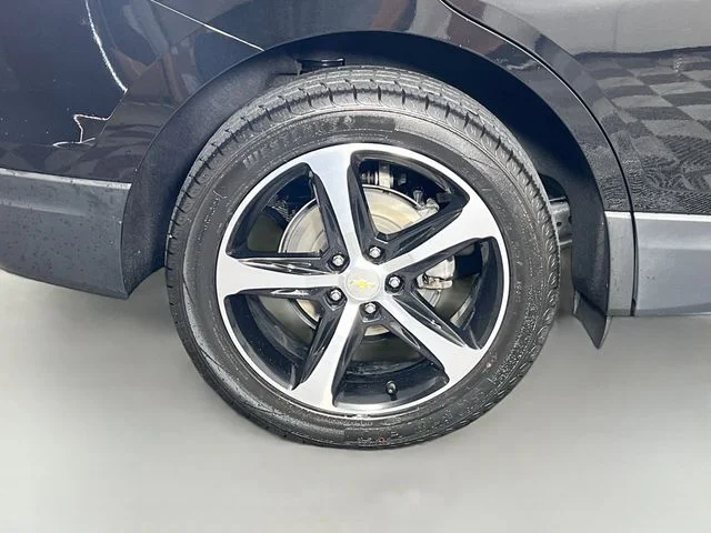 Used 2021 Black Chevrolet LT image 36