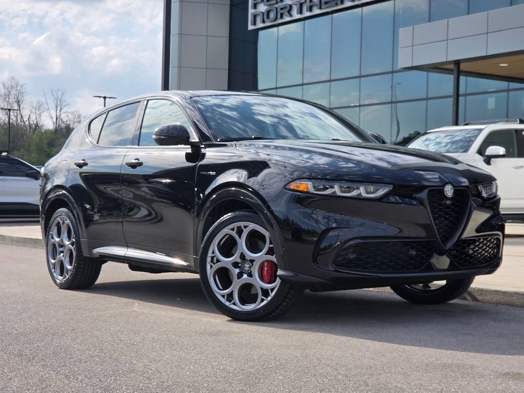 Used 2024 Alfa Romeo Tonale Veloce with VIN ZASPATDW7R3043472 for sale in Fort Wright, KY
