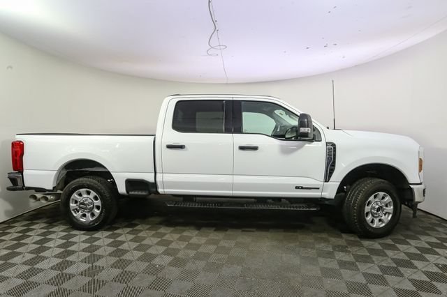 Used 2024  Ford XLT image 11