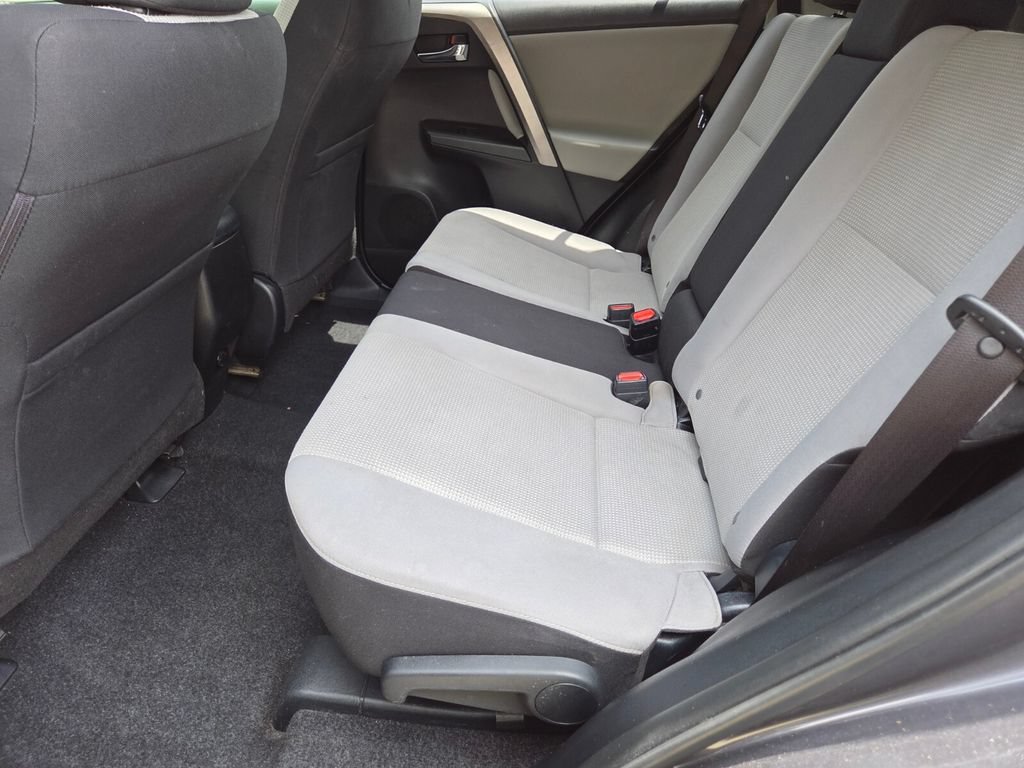 Used 2018 Magnetic Gray Metallic Toyota XLE image 23