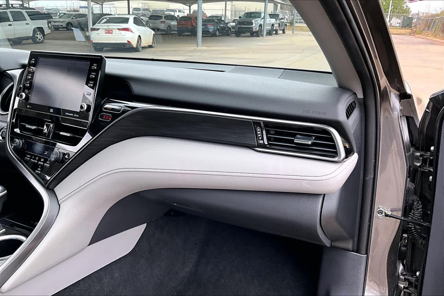 2023 Toyota Camry XLE - Photo 18