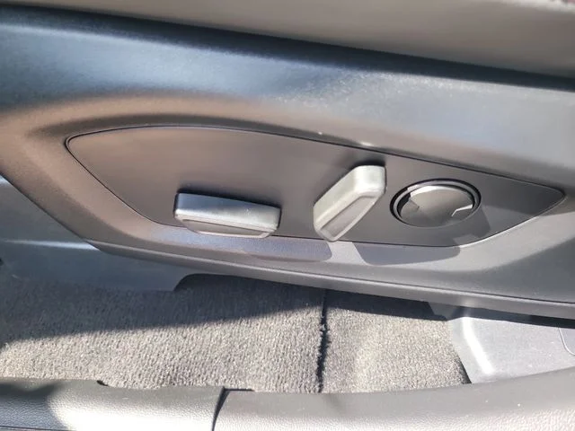 Used 2025 Silver Ford Active image 23
