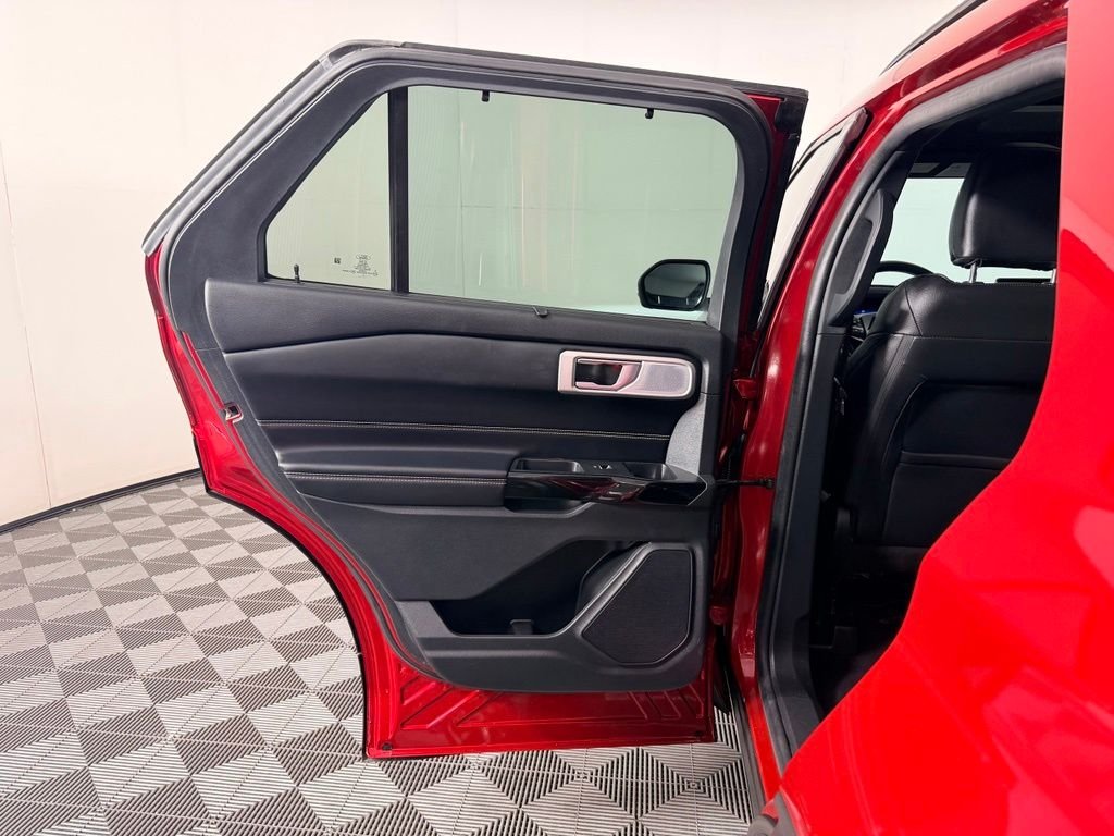 Used 2021 Red Ford ST image 29