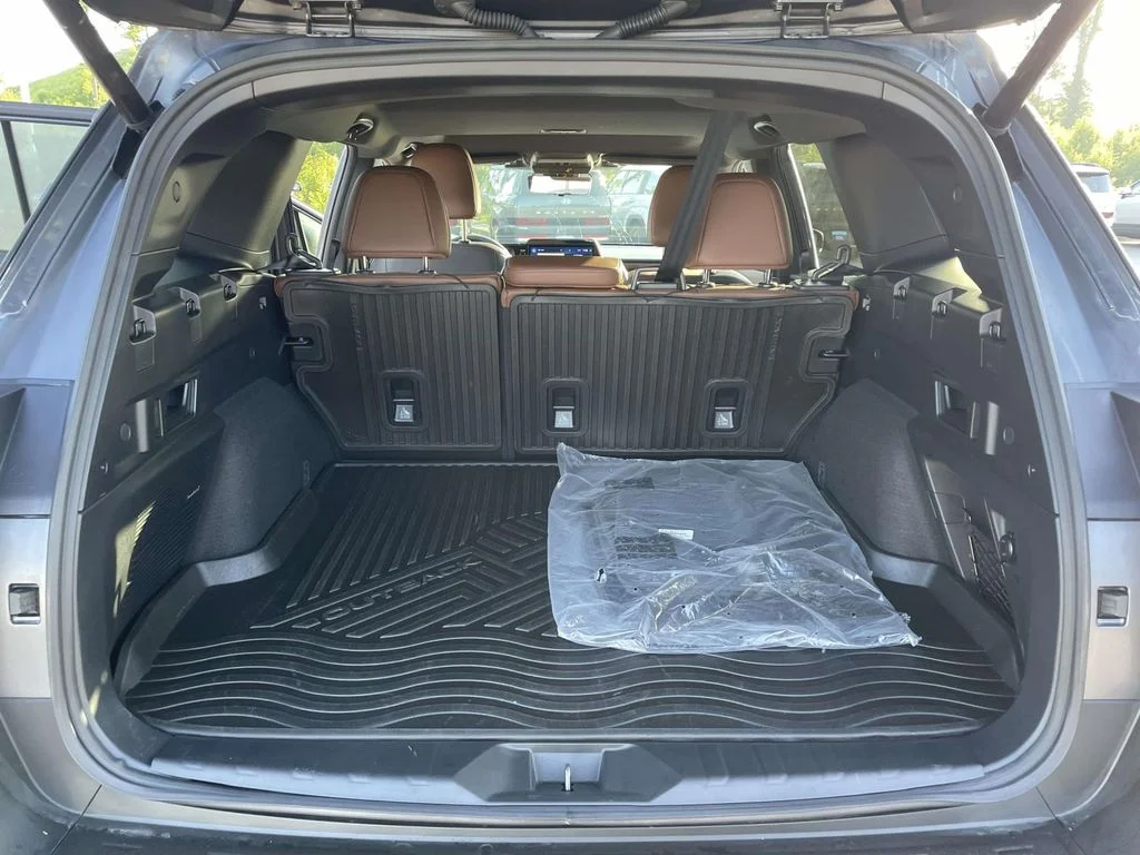 2026 Subaru Outback Touring - Photo 31