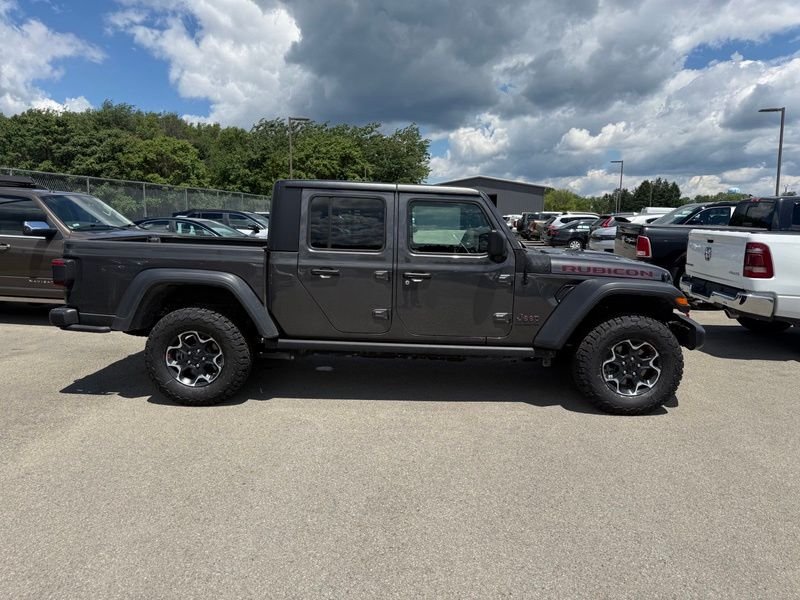 Used 2023 Gray Jeep Rubicon image 5
