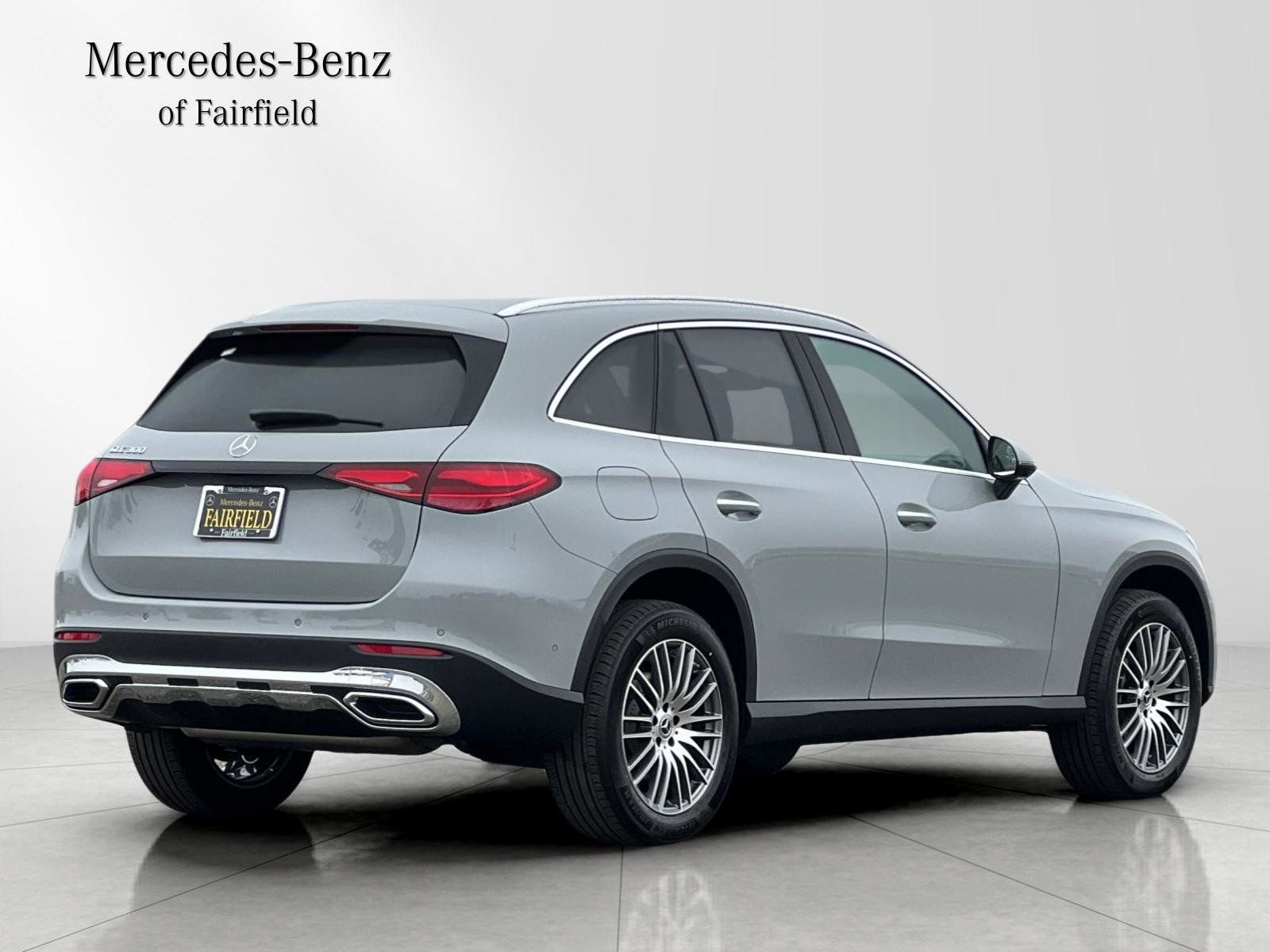 New 2026 MANUFAKTUR Alpine Grey Mercedes-Benz 300 image 2