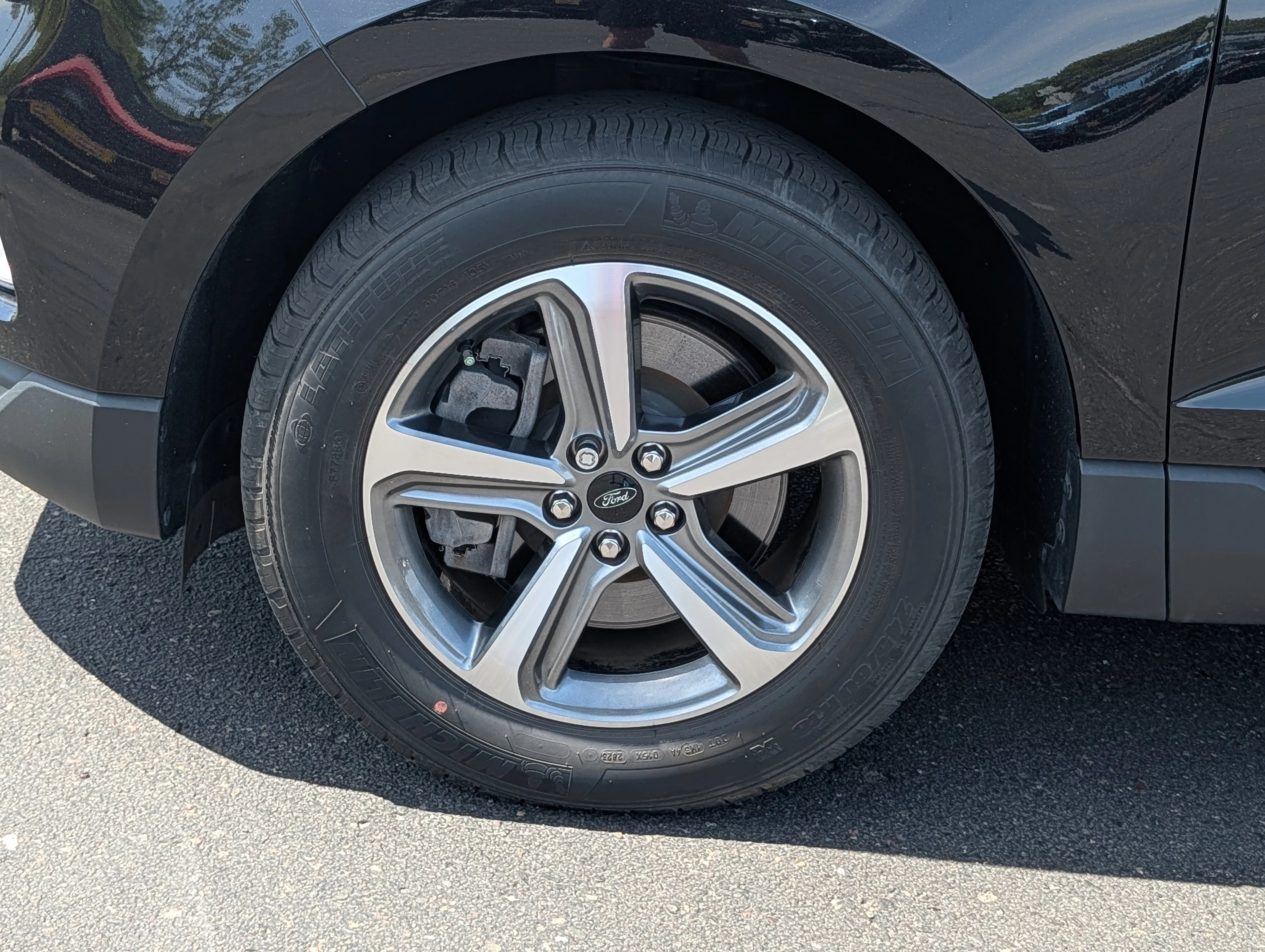 Used 2024 AGATE BLACK METAL Ford SEL image 15