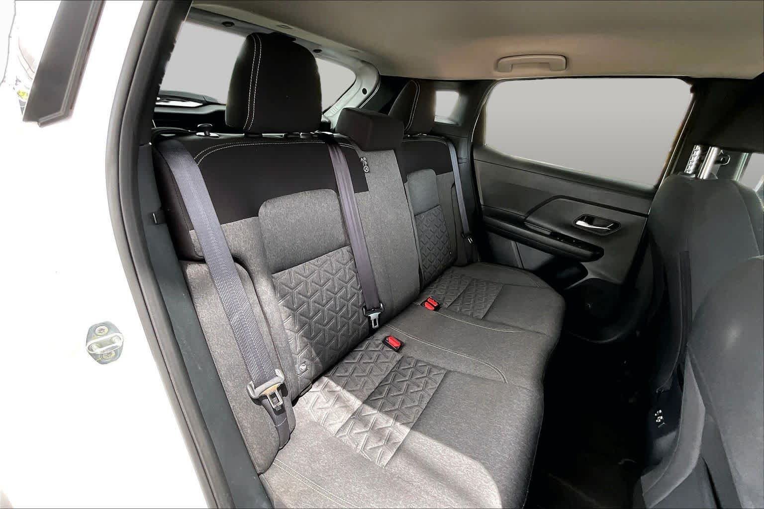 Used 2025 Fresh Powder Nissan SV image 20