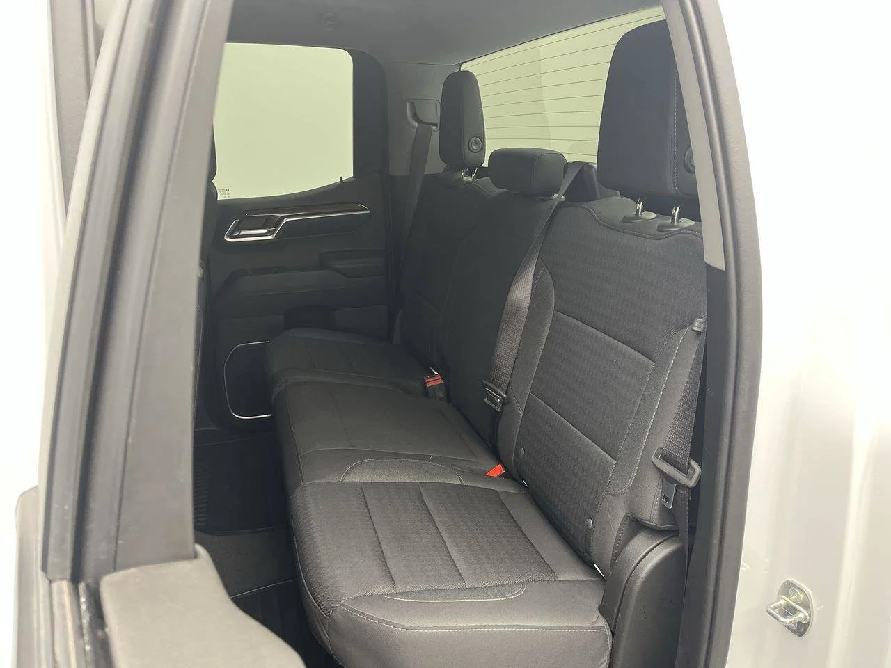 2023 Chevrolet Silverado 1500 LT - Photo 12