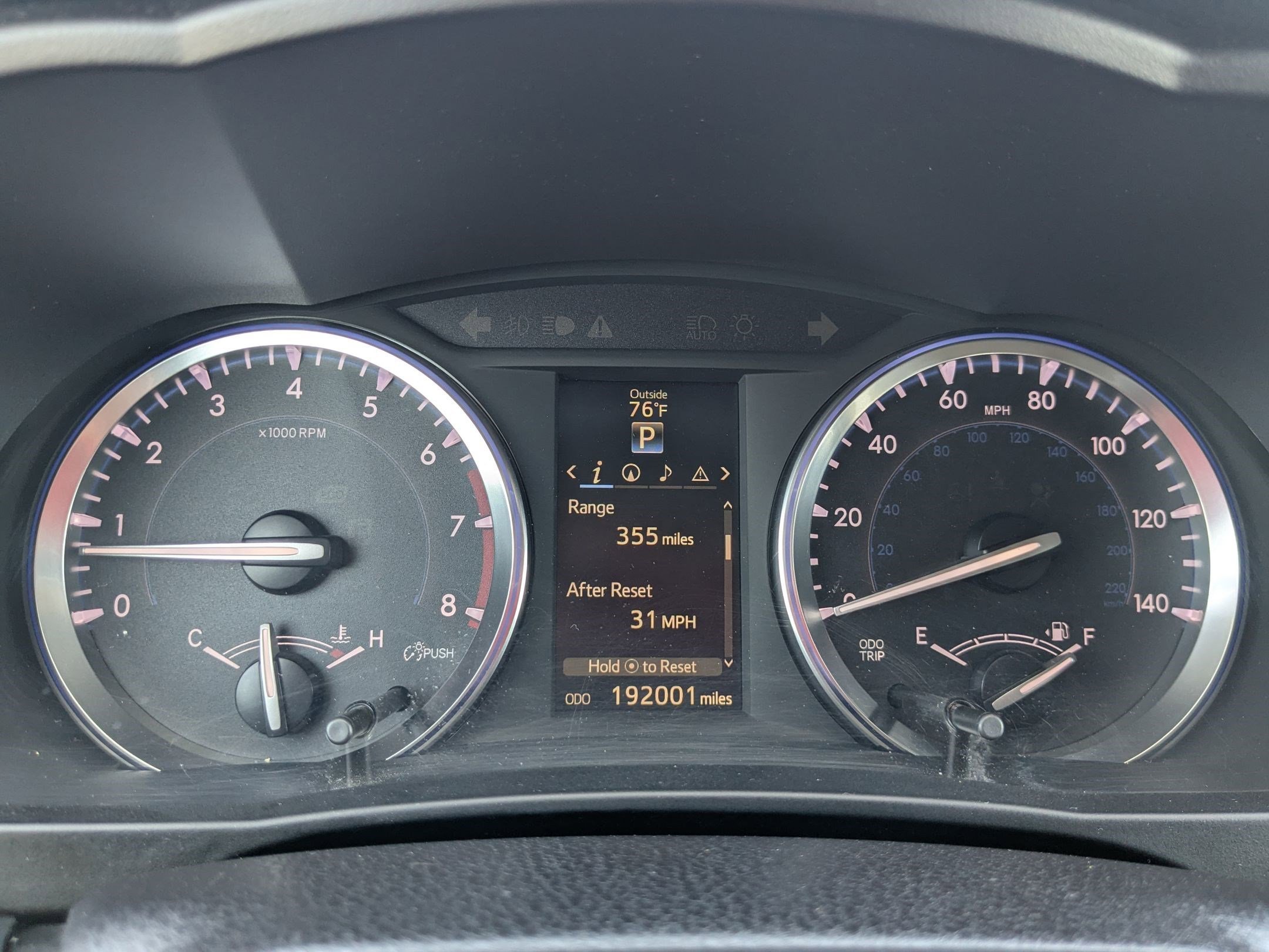 Used 2016 Predawn Gray Mica Toyota XLE image 15