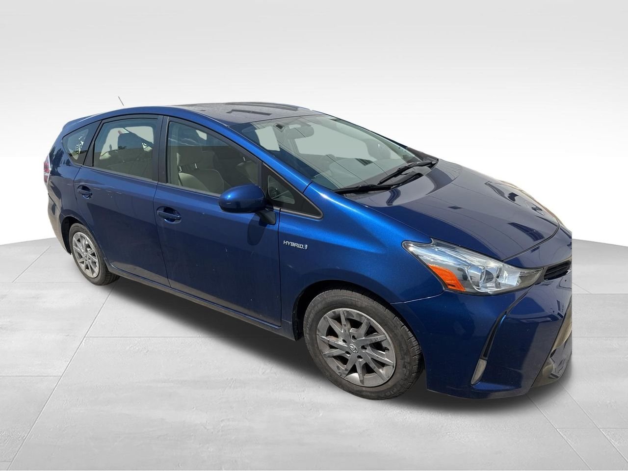 Used 2015 Blue Toyota Four image 2