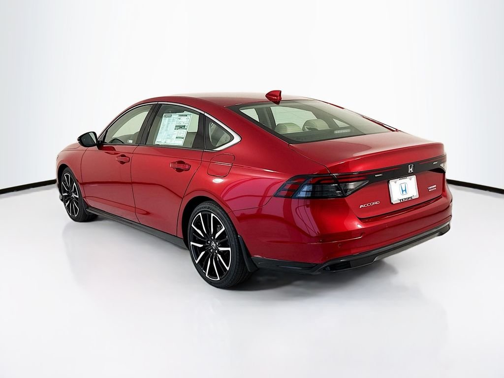 New 2026 Radiant Red Metallic Honda Touring image 7