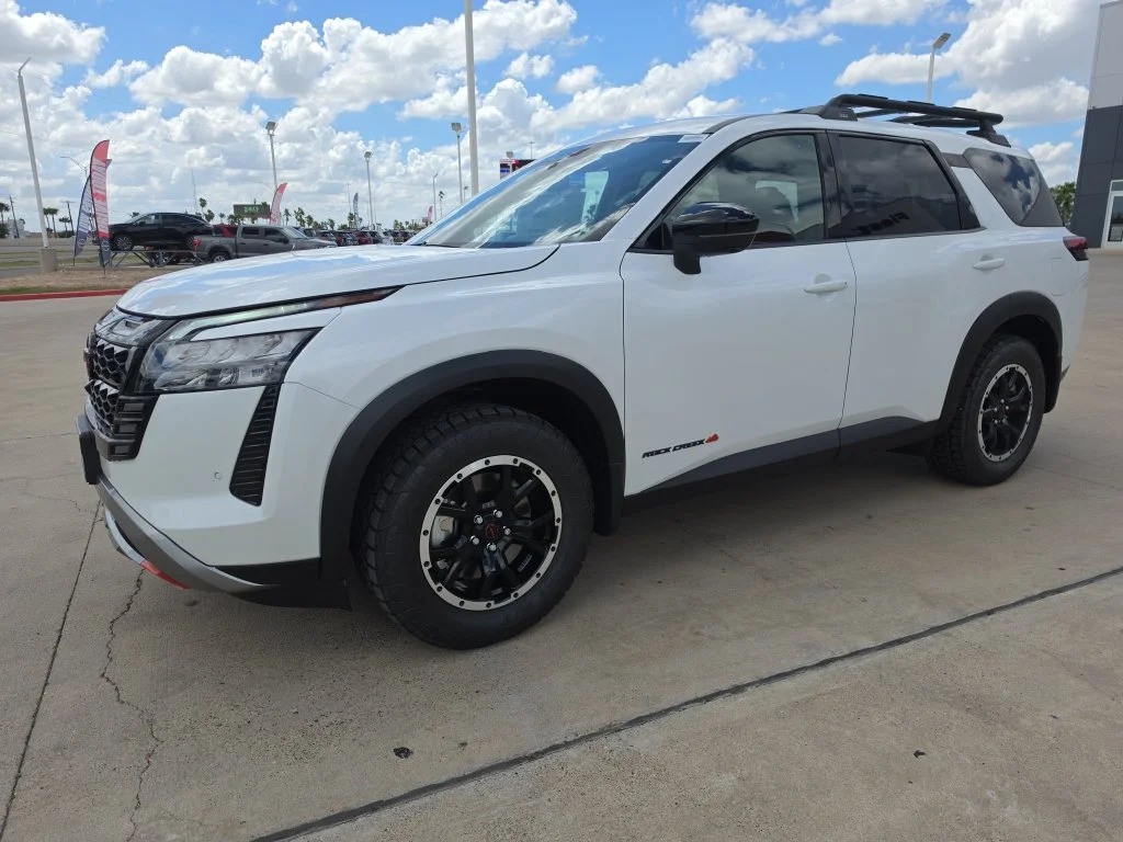 New 2026 Everest White Pearl TriCoat Nissan Rock Creek® image 2