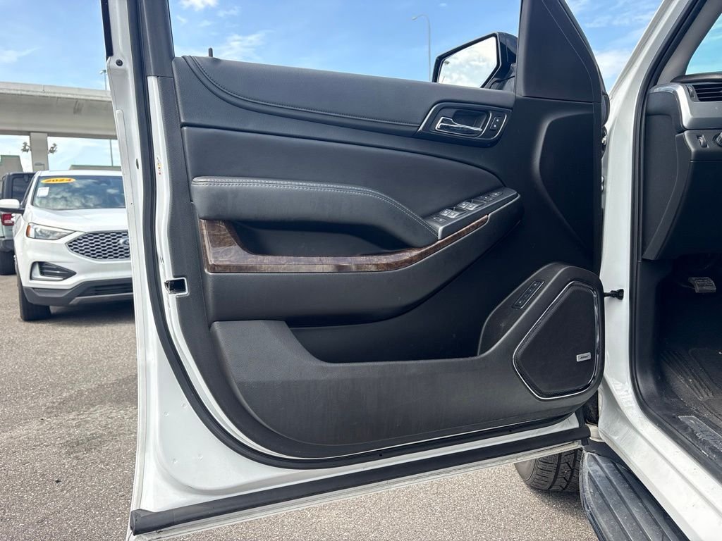 Used 2020 White Chevrolet LT image 10