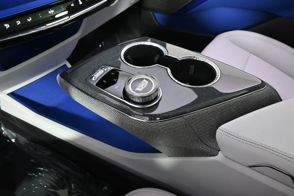 2026 Cadillac OPTIQ Sport - Photo 32