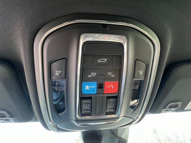 2025 Jeep Grand Cherokee Altitude - Photo 20