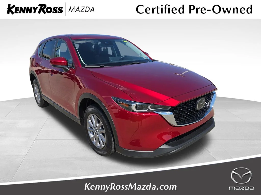 2023 Mazda CX-5 S Preferred package Auto AWD's photo