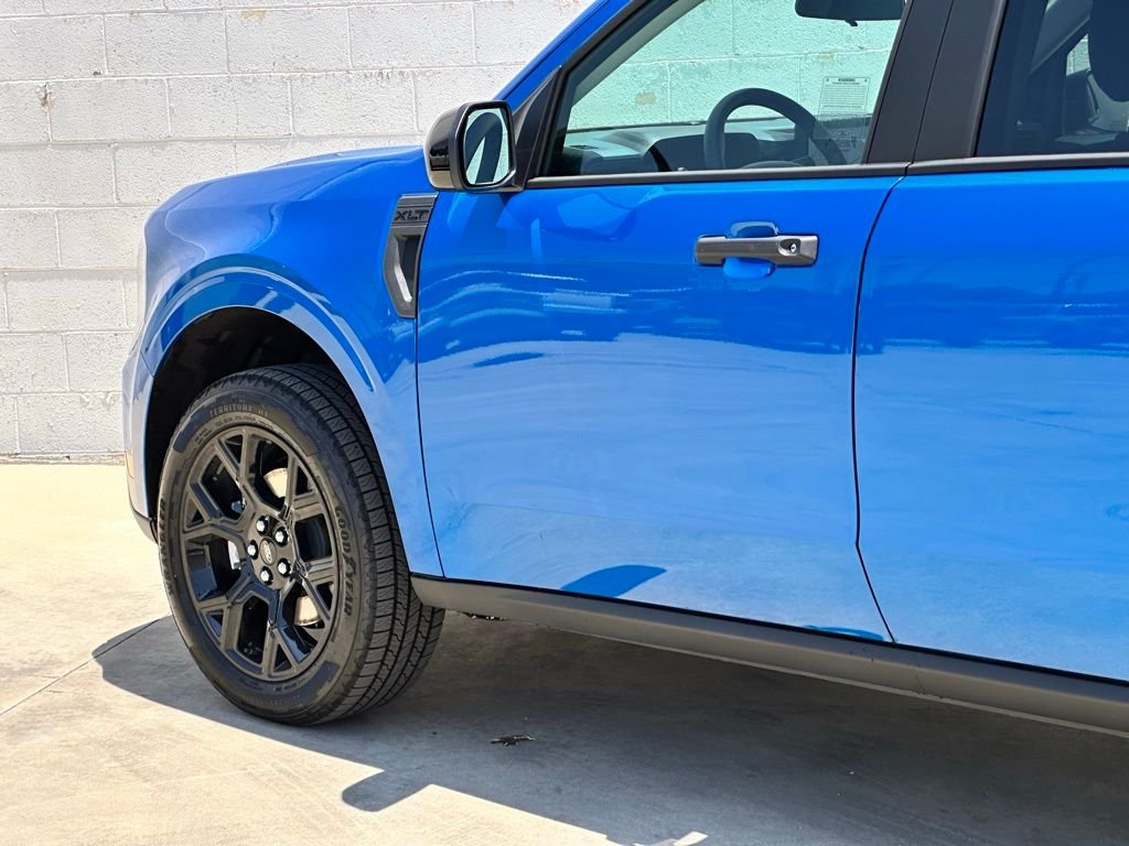 2025 Ford Maverick XLT - Photo 6