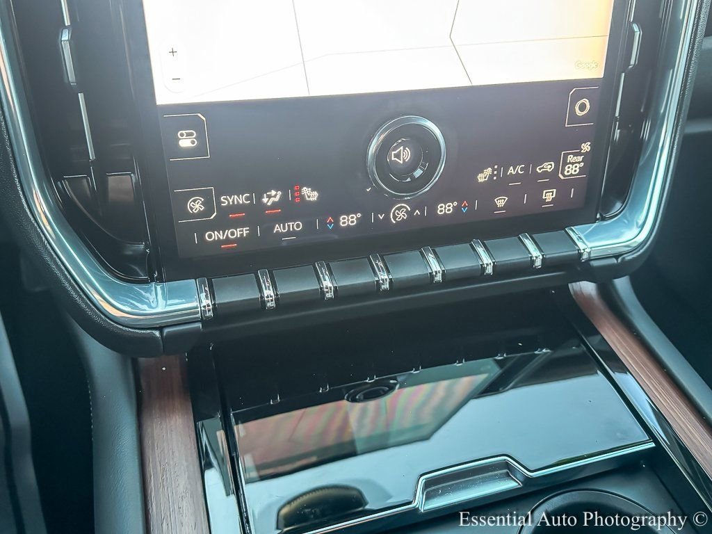 2025 GMC YUKON - Image 29