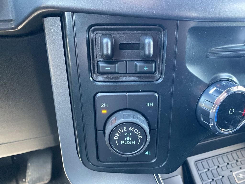 2025 Ford F-150 XLT - Photo 26