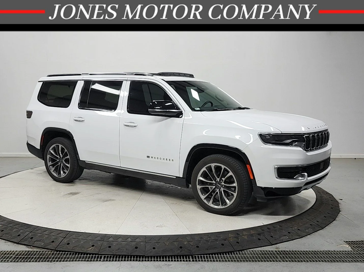 Used 2024 White Jeep Series III image 1
