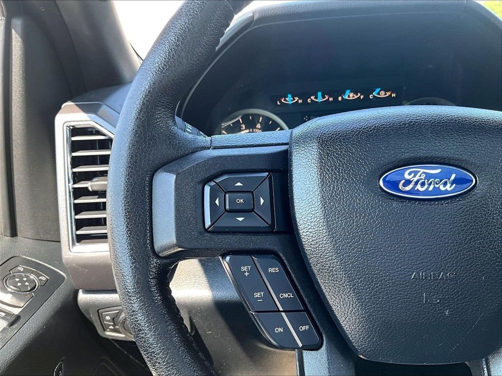 Used 2015 Blue Ford XLT image 14