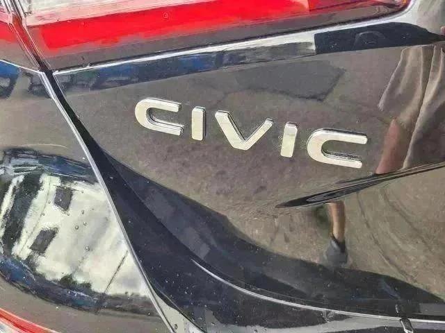 Used 2024  Honda LX image 10