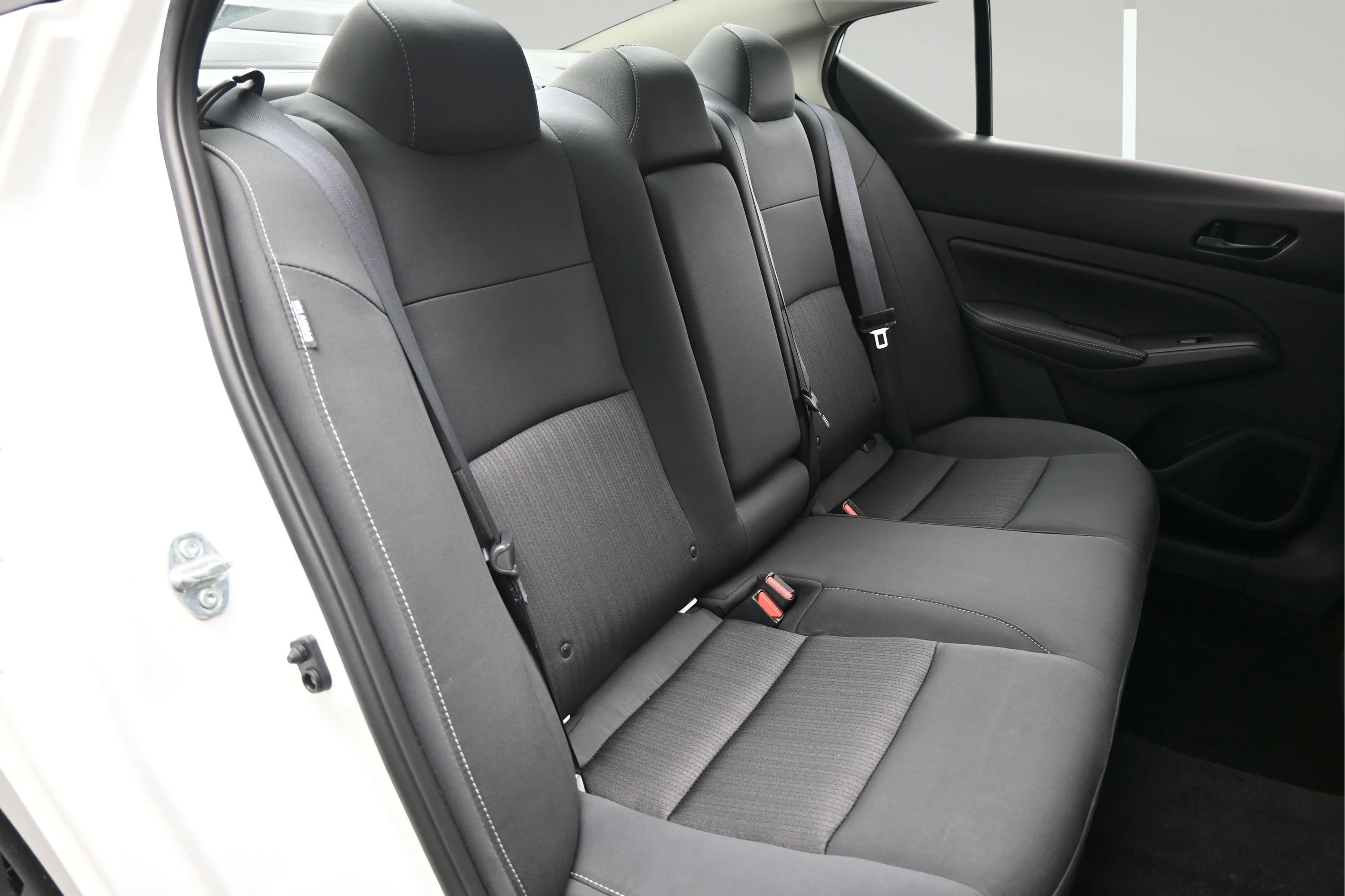 Certified Used 2025 Pearl White Tricoat Nissan SV image 13