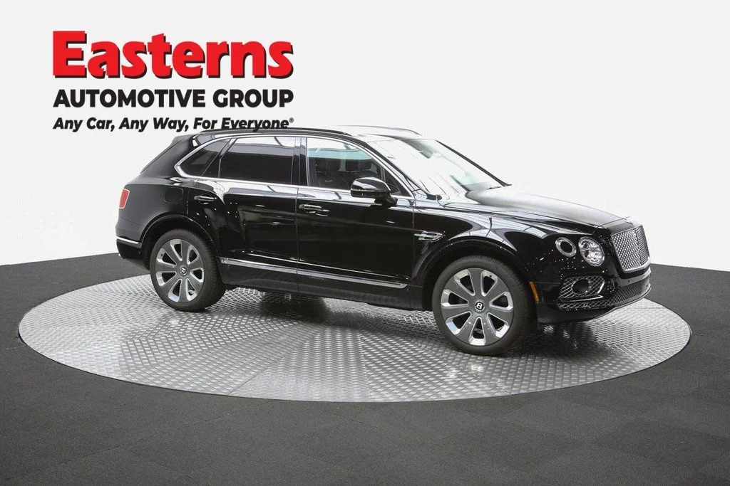 Used 2018 Black Bentley Mulliner image 63