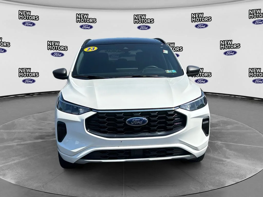 Used 2023 White Metallic Ford ST-Line image 8