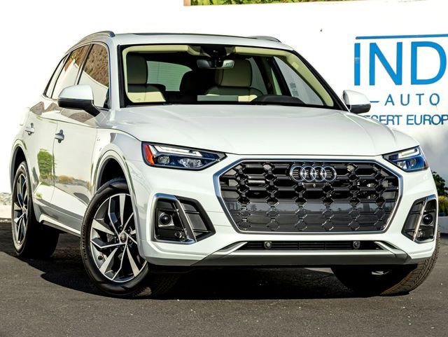 Used 2023 Glacier White Audi 45 S line Premium image 4