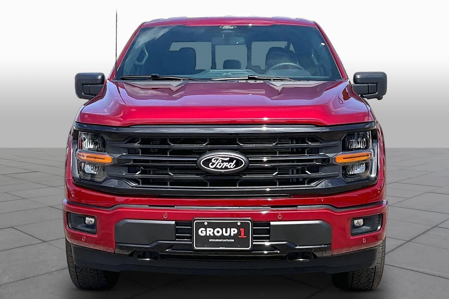New 2026 Ruby Red Metallic Tinted Clearcoat Ford XLT image 3