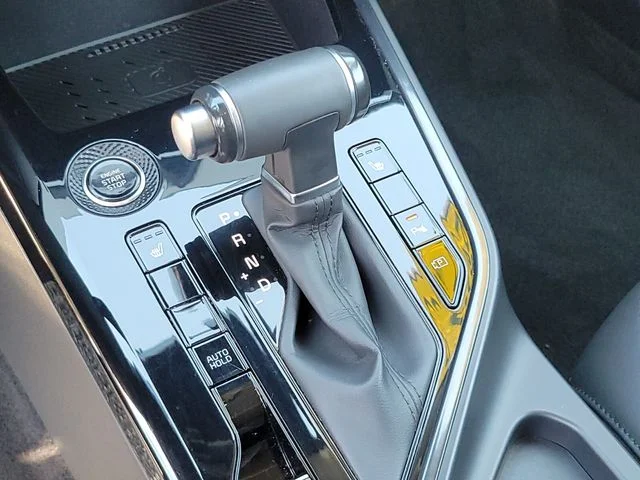 Used 2023 White Kia EX Touring image 29