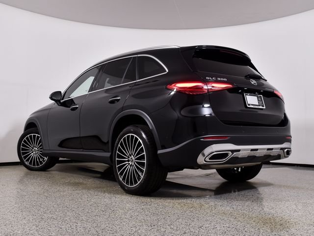 Certified Used 2025 Black Mercedes-Benz GLC 300 image 15