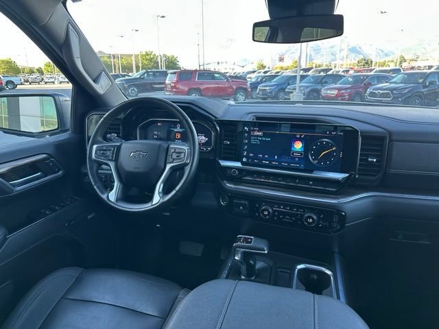Used 2024 Summit White Chevrolet RST image 31