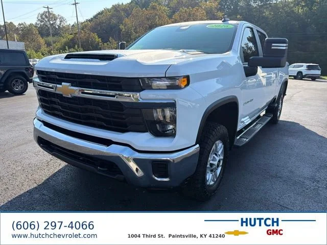 Used 2026 Summit White Chevrolet LT image 1